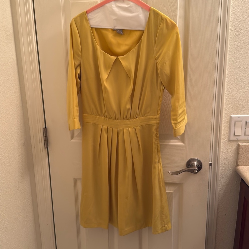 Beautiful chartreuse midi dress.